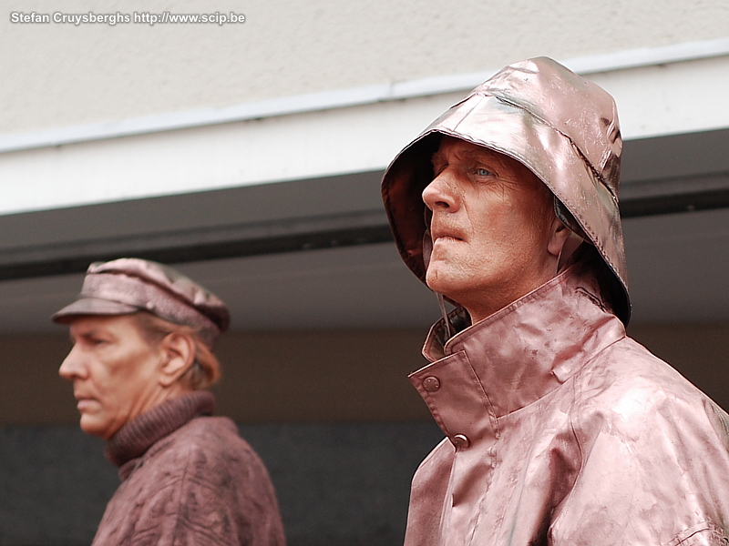 Contest for Living Statues Last weekend my hometown Lommel organized the European Contest for Living Statues. More than 45 beautiful living statues were invited and during 2 days they demonstrated their skills. Hereby a few close-up photos of some of these artists. Stefan Cruysberghs